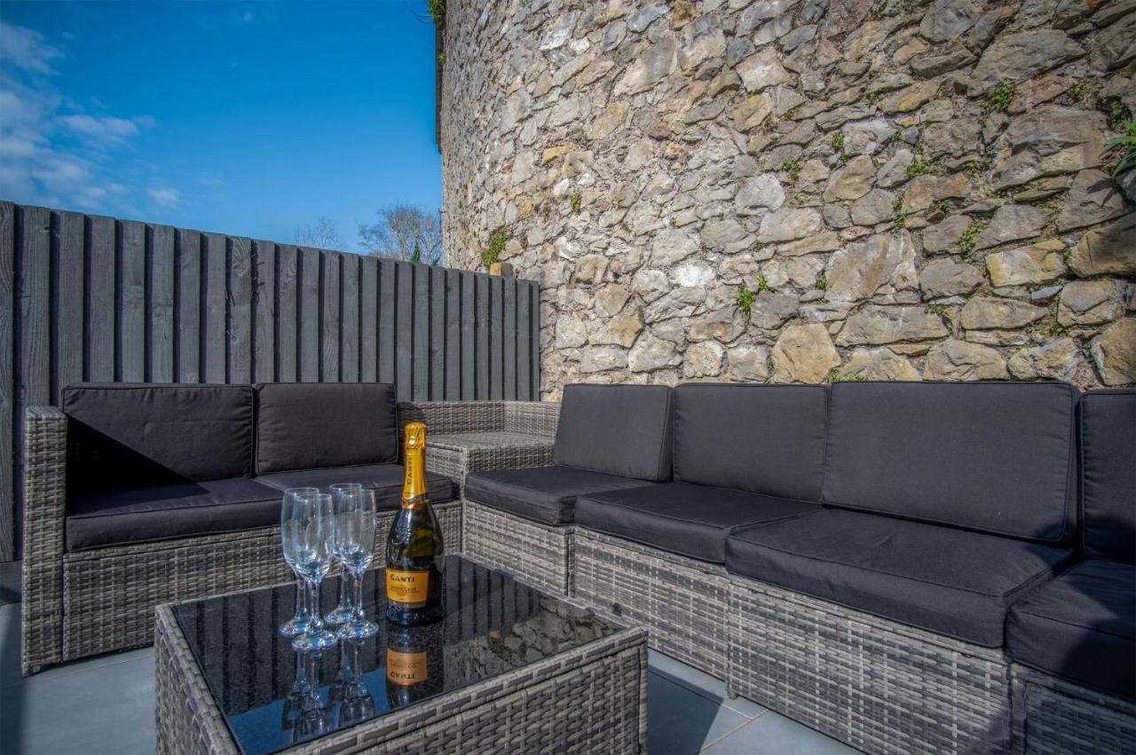 Hawtree Cottage - 2 Bedroom Cottage - Тенби Экстерьер фото