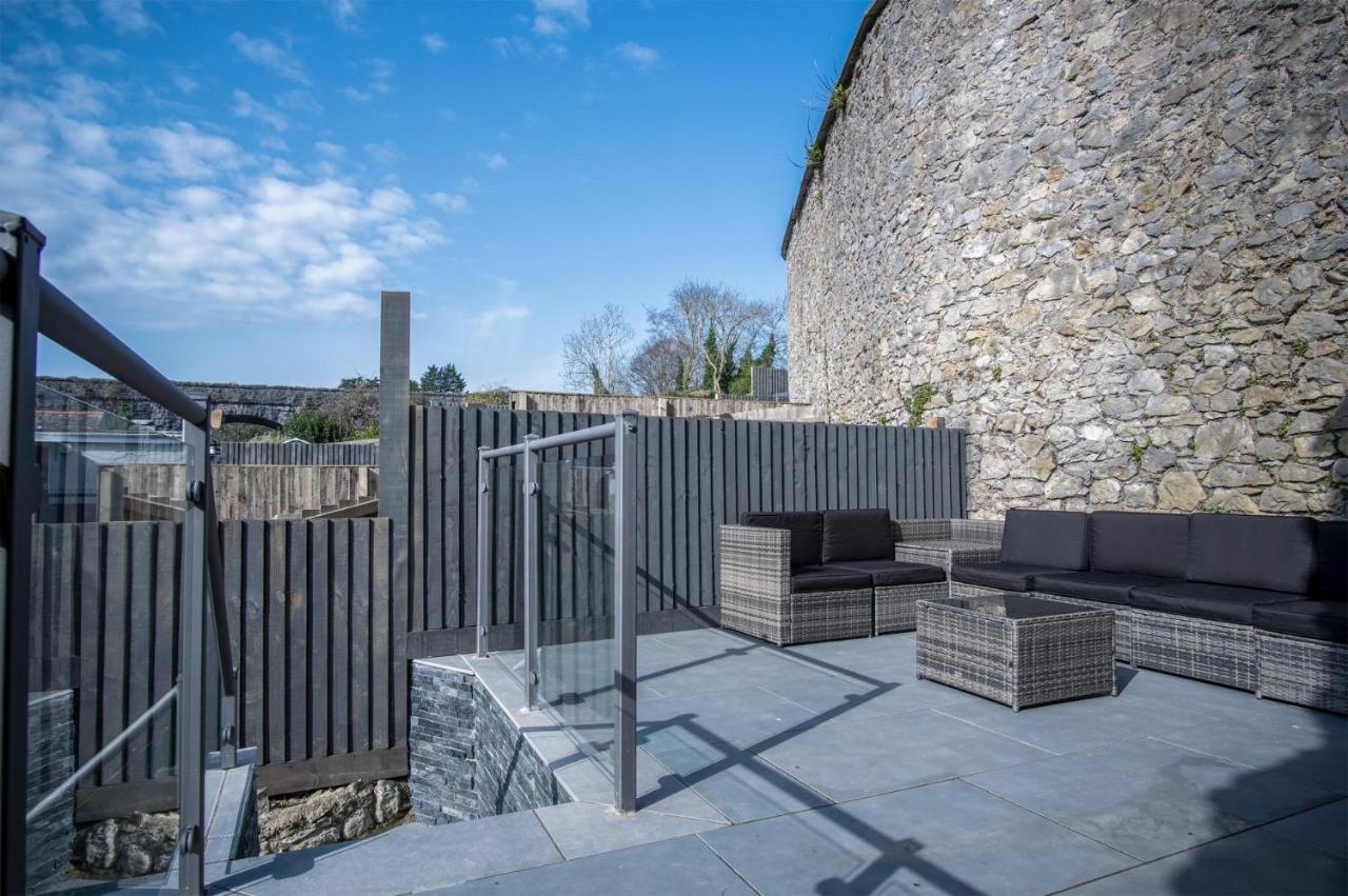 Hawtree Cottage - 2 Bedroom Cottage - Тенби Экстерьер фото